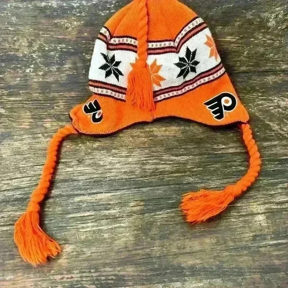 Philadelphia Flyers Orange Knit Winter Hat with Tassels - Picture 3 of 4